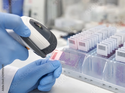 Barcode verification of pathology slides before laboratory digital workflow