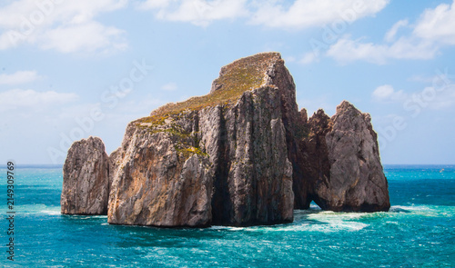 Obraz na płótnie Pan di Zucchero Sea Stack off the Sardinian Coast