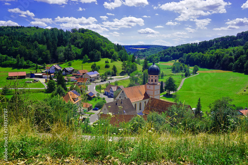 Bichishausen im Tal der Großen Lauter; Biosphärengebiet Schwäbische Alb; Baden Württemberg