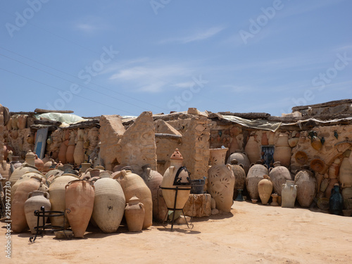 Konstfotografi Taller de Alfarería, en Guellala, Isla de Djerba, Túnez, África