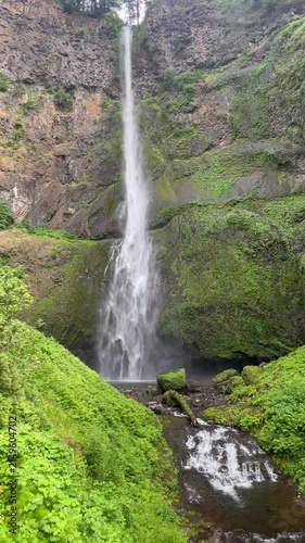 Upper Multnomah Falls vertical - Columbia River Gorge, Oregon