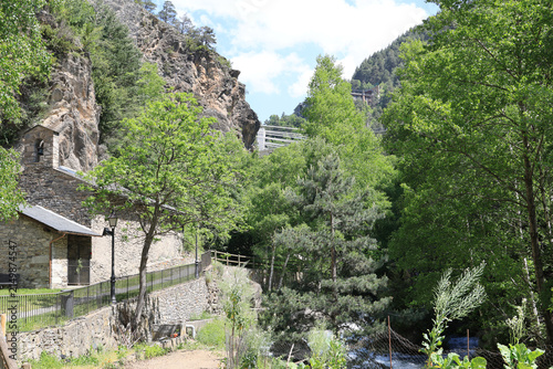 Foto Church of Sant Antoni de la Grella in the Valira d'Orient valley in La Massana,