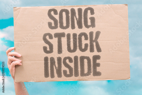 Foto "Song stuck inside" A tune loops endlessly and won't leave my head