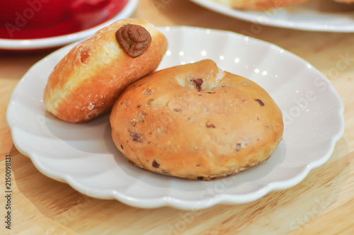 Cuadro en lienzo bread, bun or cranberry bread or cranberry bun or cranberry bagel and donut or d