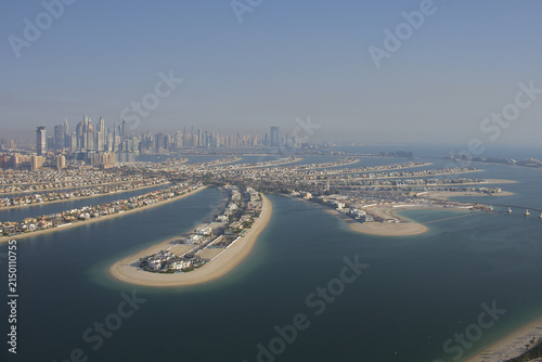 Canvas Print Aerial view of Palm Jumeirah islands and Dubai marina skyline