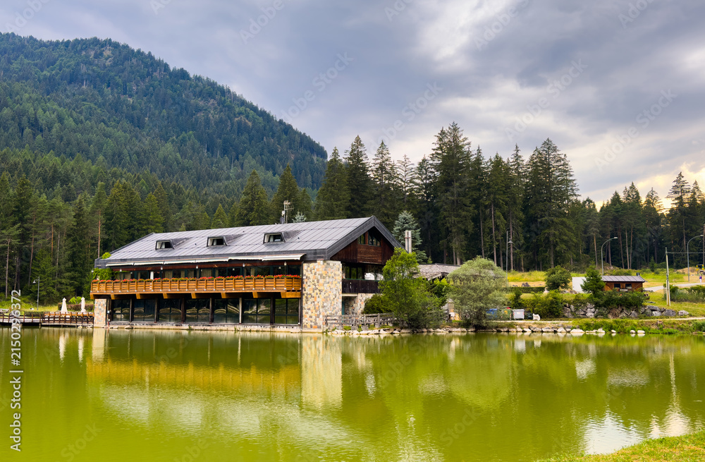 Obraz premium Idyllic summer landscape with clear mountain lake in the Alp, Lago di San Vito