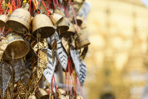 Foto Buddhist Prayer Bells at a Sacred Temple in Myanmar