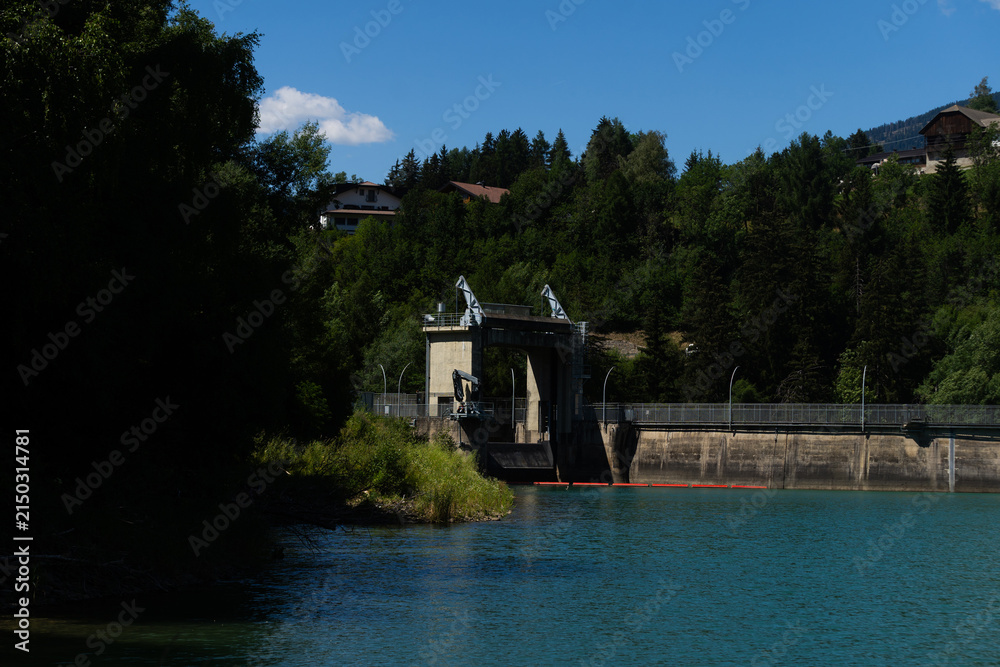 Obraz premium Peaceful Lake With Mountain, Tranquil Alpine Landscape With Shimmering Waters And Slopes