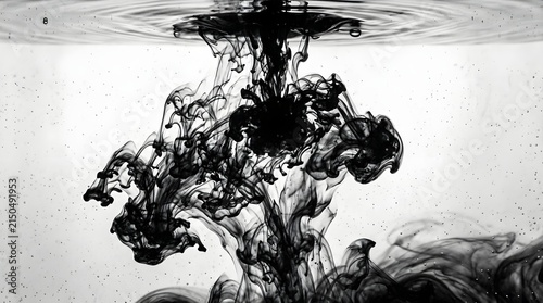 ink drops, water macro, black and white, spreading pattern, ink diffusion, ink cloud, water ink, abstract ink, macro photography, extreme detail, close-up, studio macro, high contrast, fine detail, ab