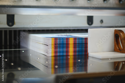 Quadro su tela Stacked paper sheets on an industrial paper cutter