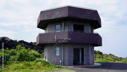 Naklejka 東京都伊豆諸島伊豆大島の火口展望台