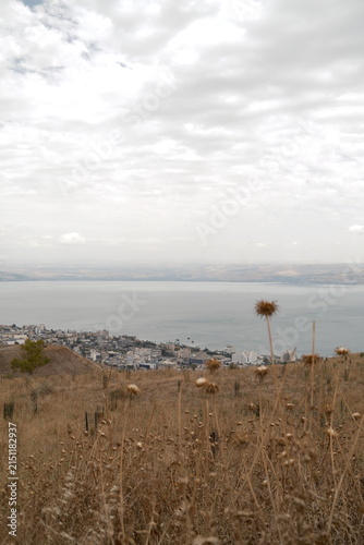 Fotografía Sea of Galilee view from hill with dry grass