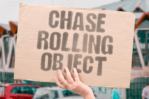 Fotografía "Chase rolling object" Watching someone run after a runaway item reveals their character