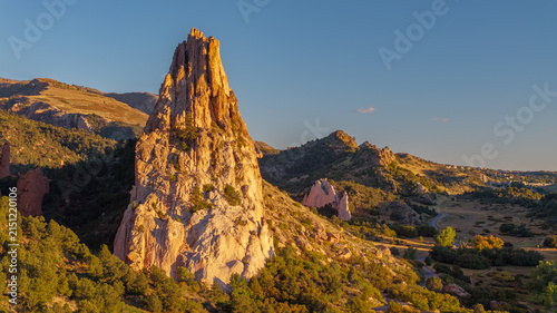 Quadro su tela Aerial view of Garden of the Gods state park rock formation landscapes with sunr