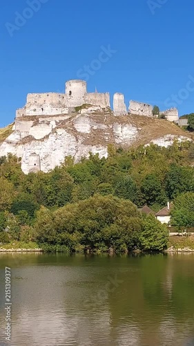 Châteaux Gaillard - Les Andélys - Vue avec la Seine au premier plan - Eure - Normandie
