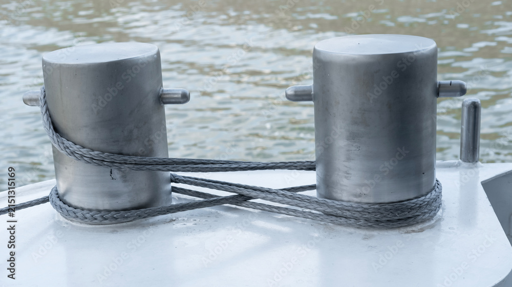 Obraz premium Iron cable for anchor in a yacht
