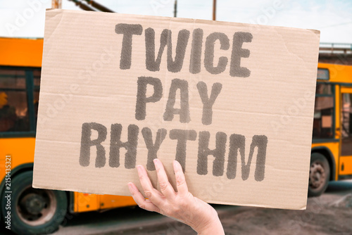 Cuadro en lienzo "Twice pay rhythm" A salary paid every two weeks demands a different spending pattern