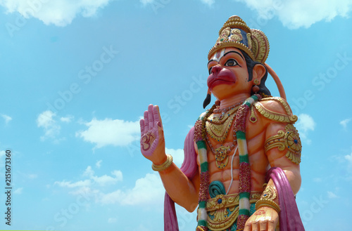 Canvastavla Majestic Lord Hanuman Statue Standing in Open Landscape