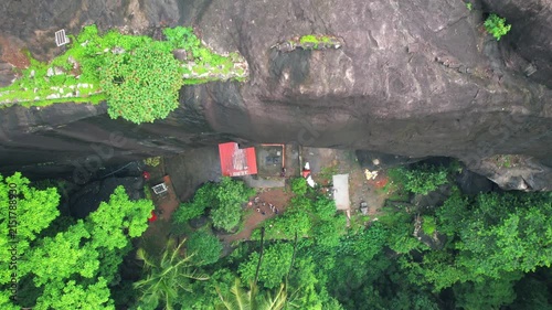 Monolithic Granite, Konaje Kallu, Temple
Its massive twin monolithic granite blocks, challenging vertical rock climbs, and panoramic views of the Kudremukh mountain ranges.