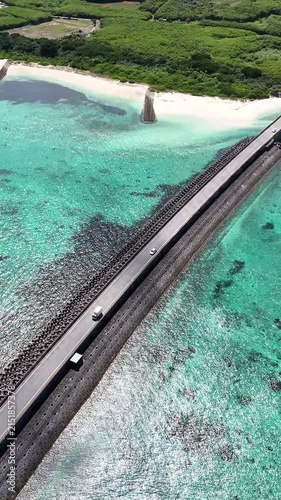 夏の宮古島 伊良部大橋 ショート動画用縦型映像 Instagram Reels/YouTube Shorts