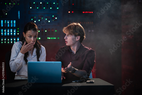 Canvastavla It team reacting to critical data breach in server room