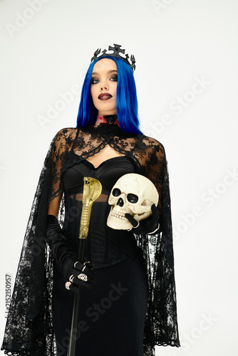 Canvas Print Gothic elegance in blue hair and a striking crown for Halloween celebrations