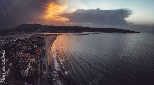 Foto hendaye plage sombre