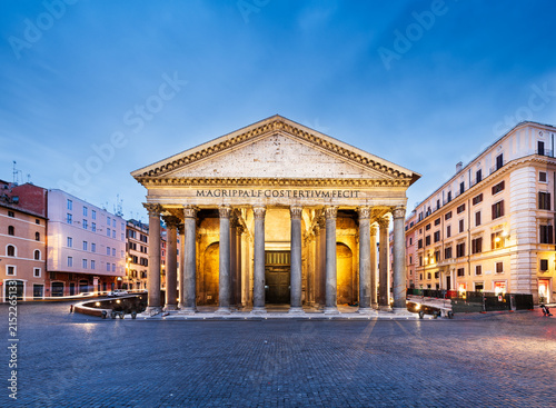 Konstfotografi Rome, Italy with the Pantheon and Piazza Della Rotonda