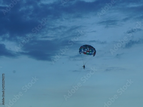 Cuadro en lienzo parasailing