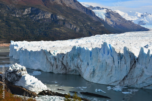 perito moreno - argentina