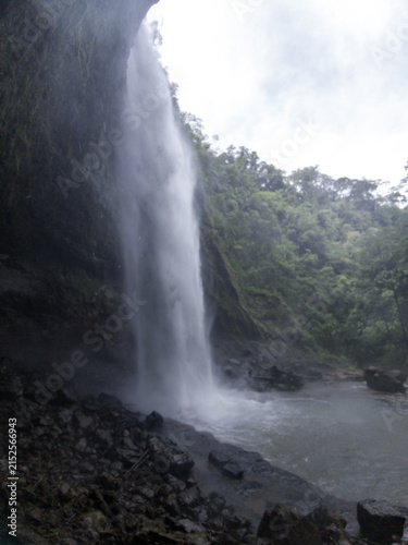 Catarata Kamakiri Monrañas de Costa Rica
