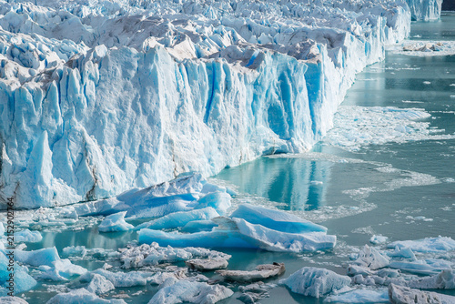 Canvastavla Perito Moreno glaciers icy wall blue ice frozen water glacier front cold landsca