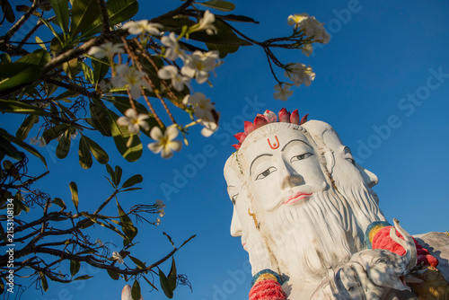 Fotografía THAILAND KHON KAEN SHIVA MAHATHAP TEWALAI TEMPLE