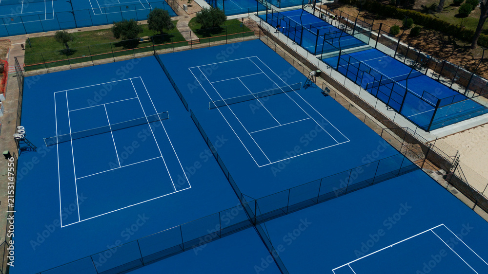 Fototapeta premium aerial view on a tennis court 