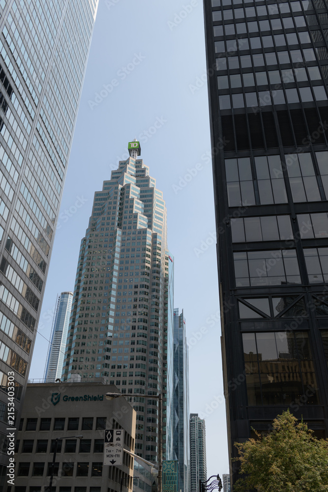 Fototapeta premium (at center) TD Canada Trust Tower / TD Place (between Commerce Court West and TD Centre office towers) 161 Bay St, Toronto