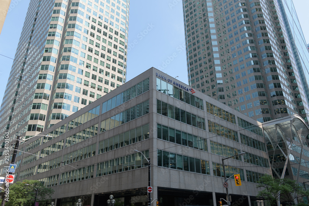 Fototapeta premium exterior building facades and sign of Bank of America at 181 Bay St, Brookfield Place, Toronto