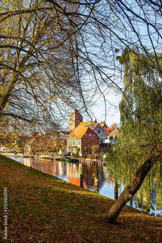 Blick auf die Pfarrkirche St. Marien in der Stadt Plau am See