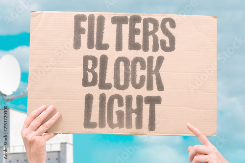 Foto "Filters Block Light" Two crossed polarizing filters block light unexpectedly