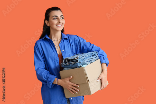 Young woman with jeans and ...