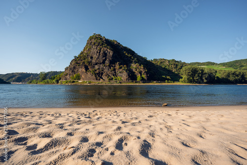 Niedrigwasser am Loreley Felsen (Juli 2026)