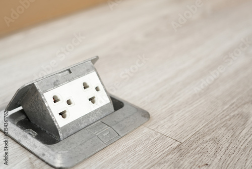 Please plug the charger into the socket