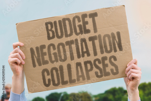 фотографія "Budget Negotiation Collapses" Budget negotiations between parties collapse, risking a government shutdown