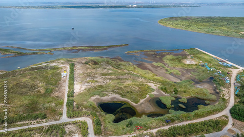 Landform of Coastal Ponds and Tidal‑flat Wetland on Yuetuo Island, Tangshan