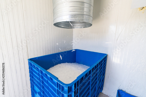 Leaf Ice Used for Fish Storage – Crushed Ice Preserving Fresh Seafood at a Fish Market