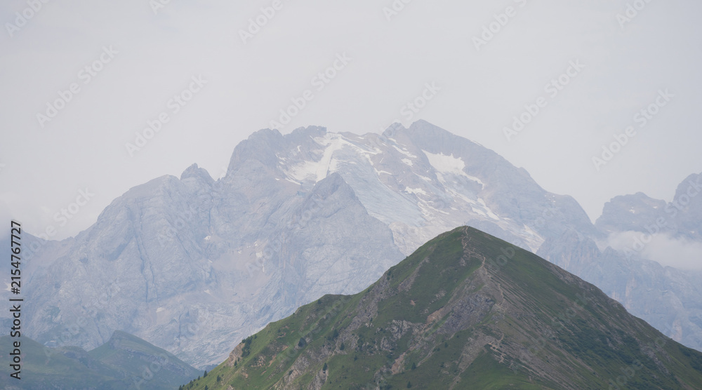 Fototapeta premium Mountain Peak View Passo Giau in the Dolomites 