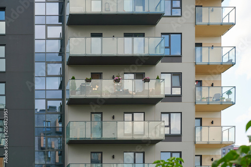Canvas Print Modern residential apartment building facade with glass balconies