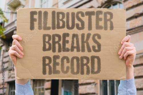Cuadro en lienzo "Filibuster Breaks Record" A senator's marathon speech sets a new record for the chamber
