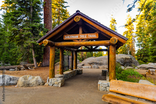 Sherman Tree trailhead sign at Sequoia Park