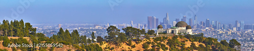 Quadro su tela Griffith Observatory and Downtown Los Angeles Skyline Panorama with Griffith Par