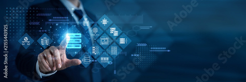 Fotografie Webmaster touches Hosting and stable network server infrastructure